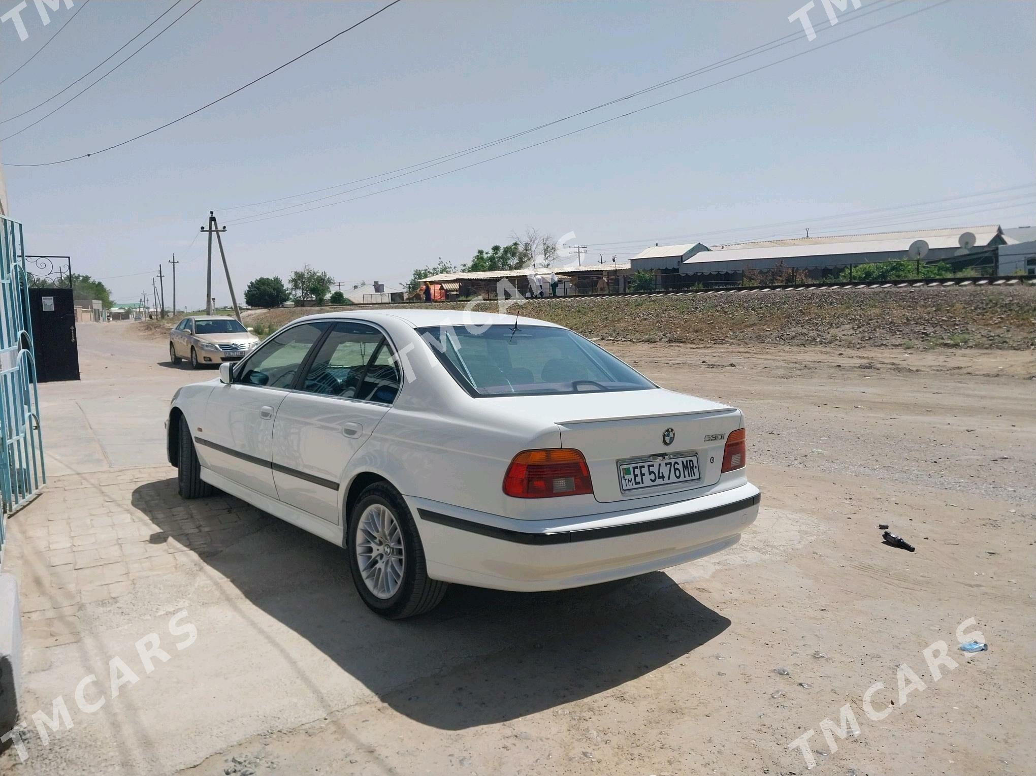 BMW E39 2002 - 130 000 TMT - Ýolöten - img 5