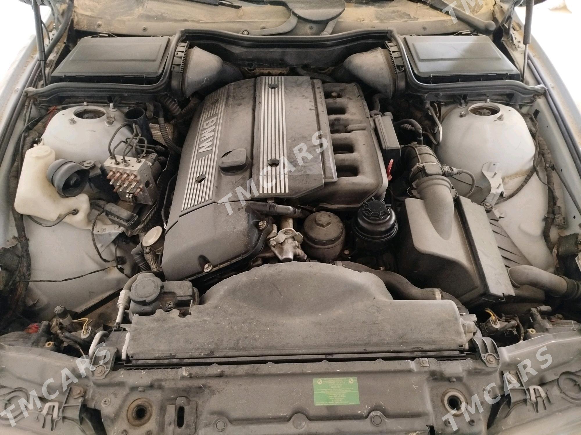 BMW 528 2002 - 96 000 TMT - Эсенгулы - img 7