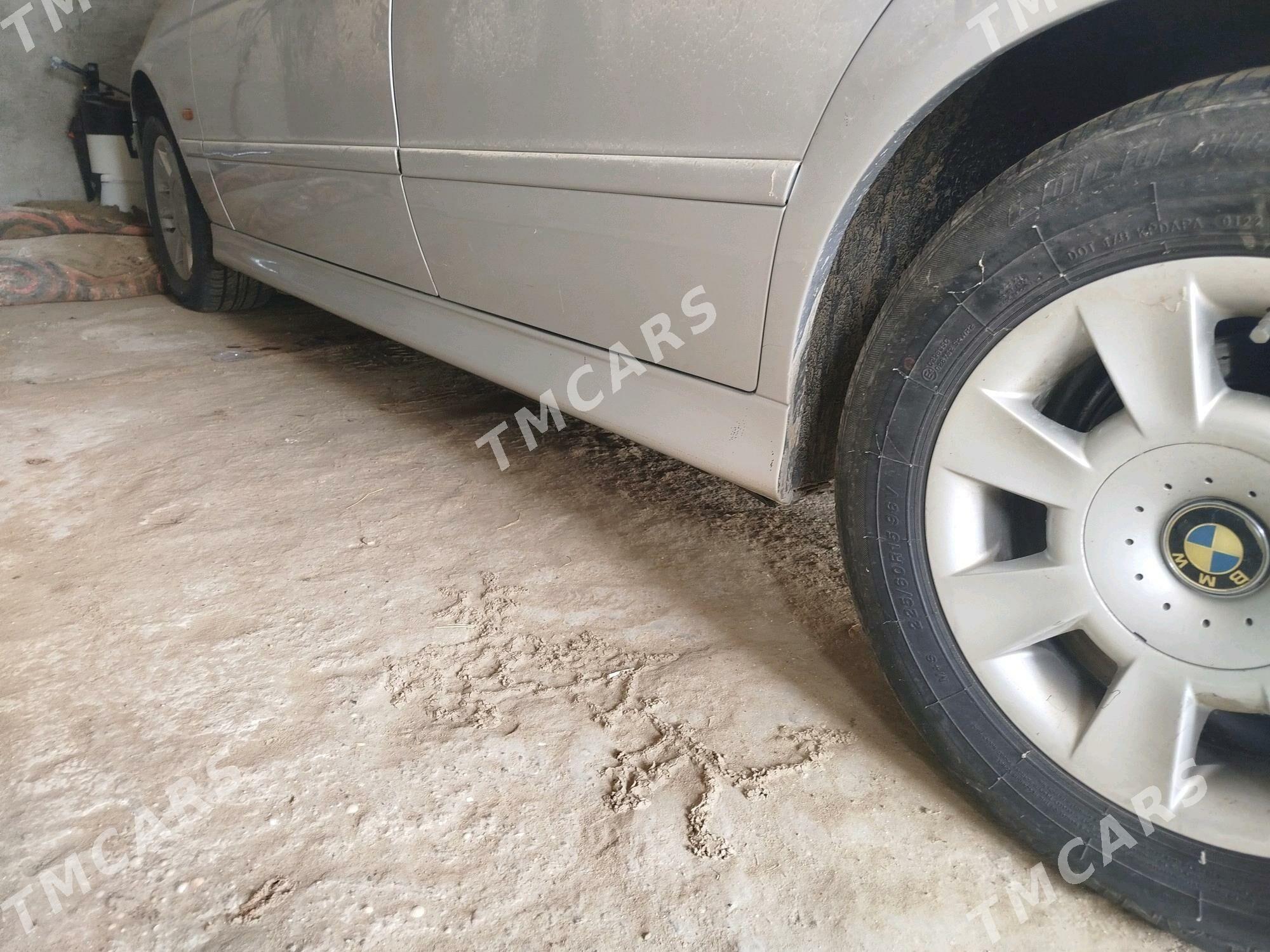 BMW 528 2002 - 96 000 TMT - Эсенгулы - img 6