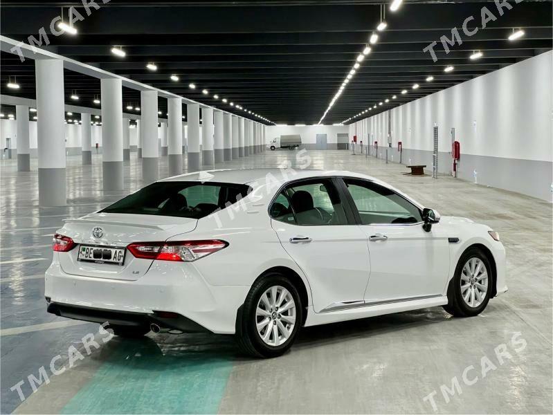 Toyota Camry 2018 - 290 000 TMT - Херрикгала - img 5