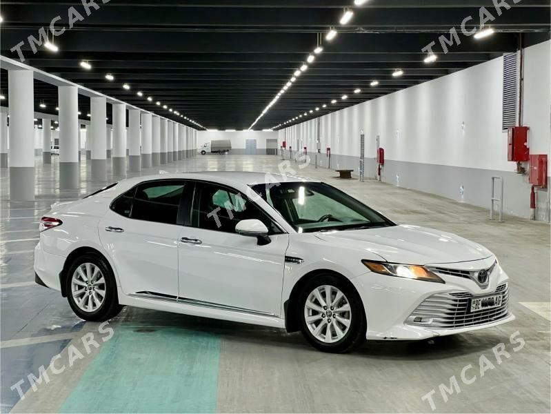 Toyota Camry 2018 - 290 000 TMT - Херрикгала - img 4
