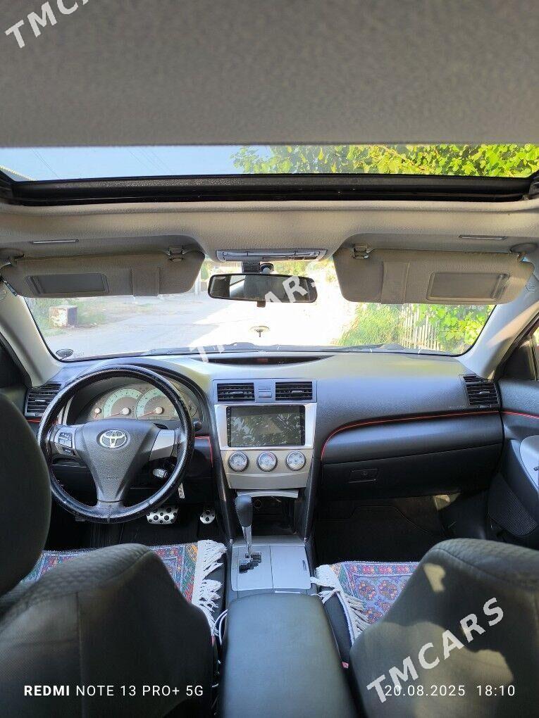 Toyota Camry 2011 - 185 000 TMT - Дашогуз - img 4
