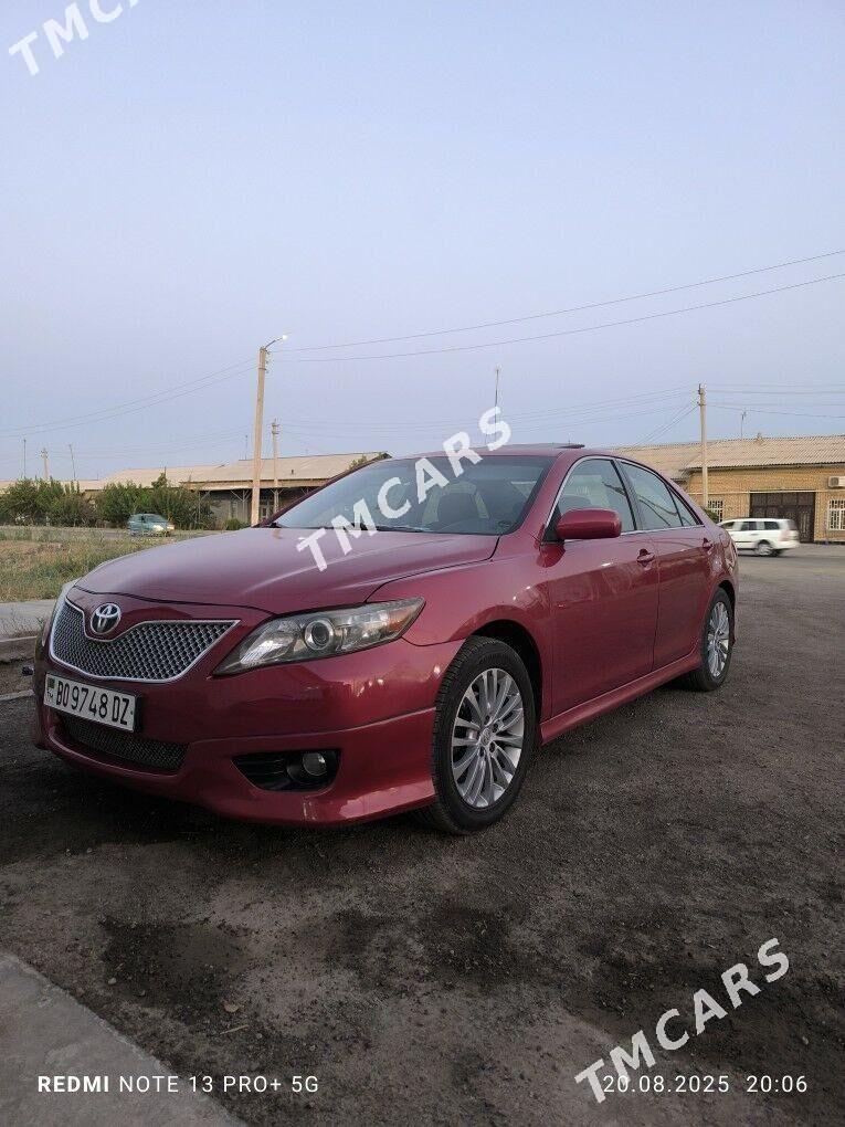 Toyota Camry 2011 - 185 000 TMT - Дашогуз - img 7