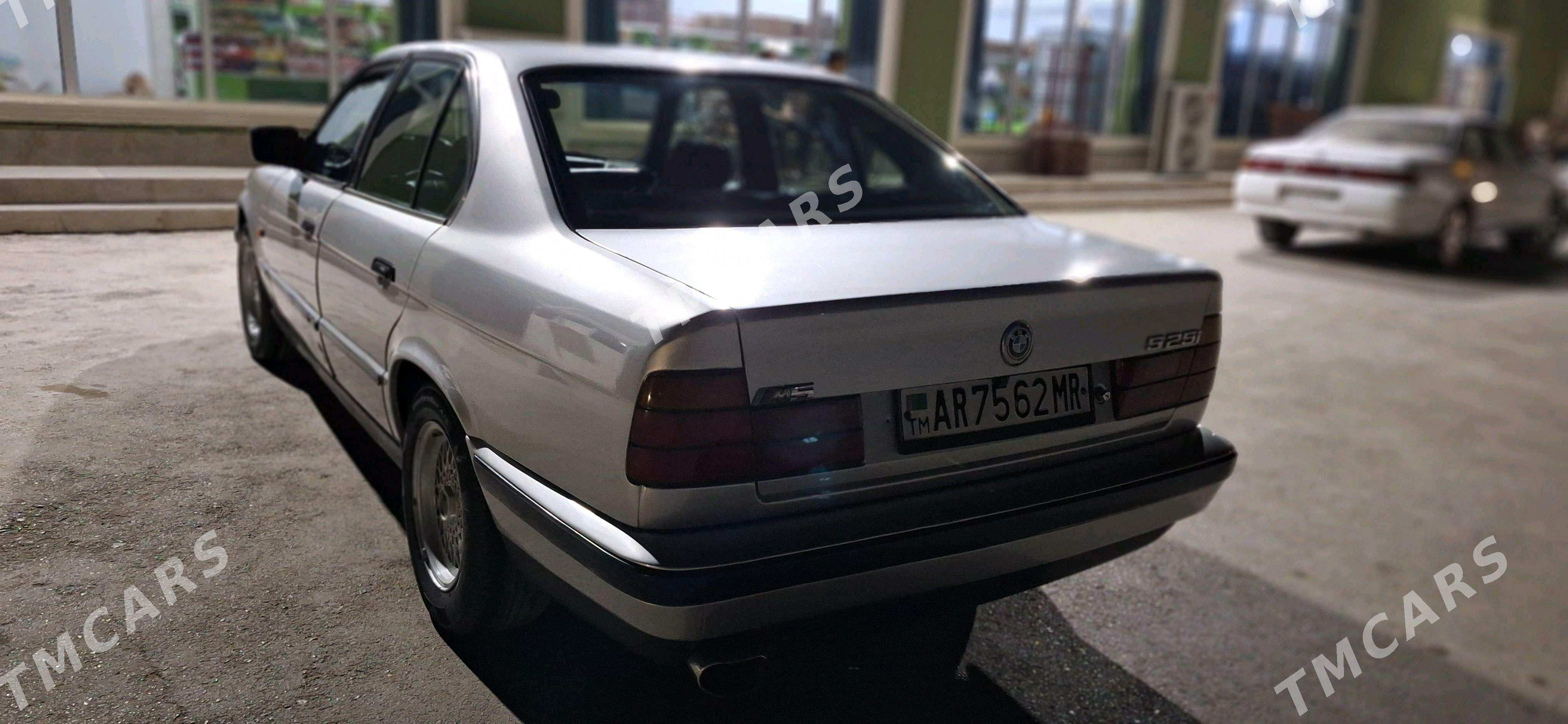 BMW 525 1991 - 45 000 TMT - Векильбазар - img 5