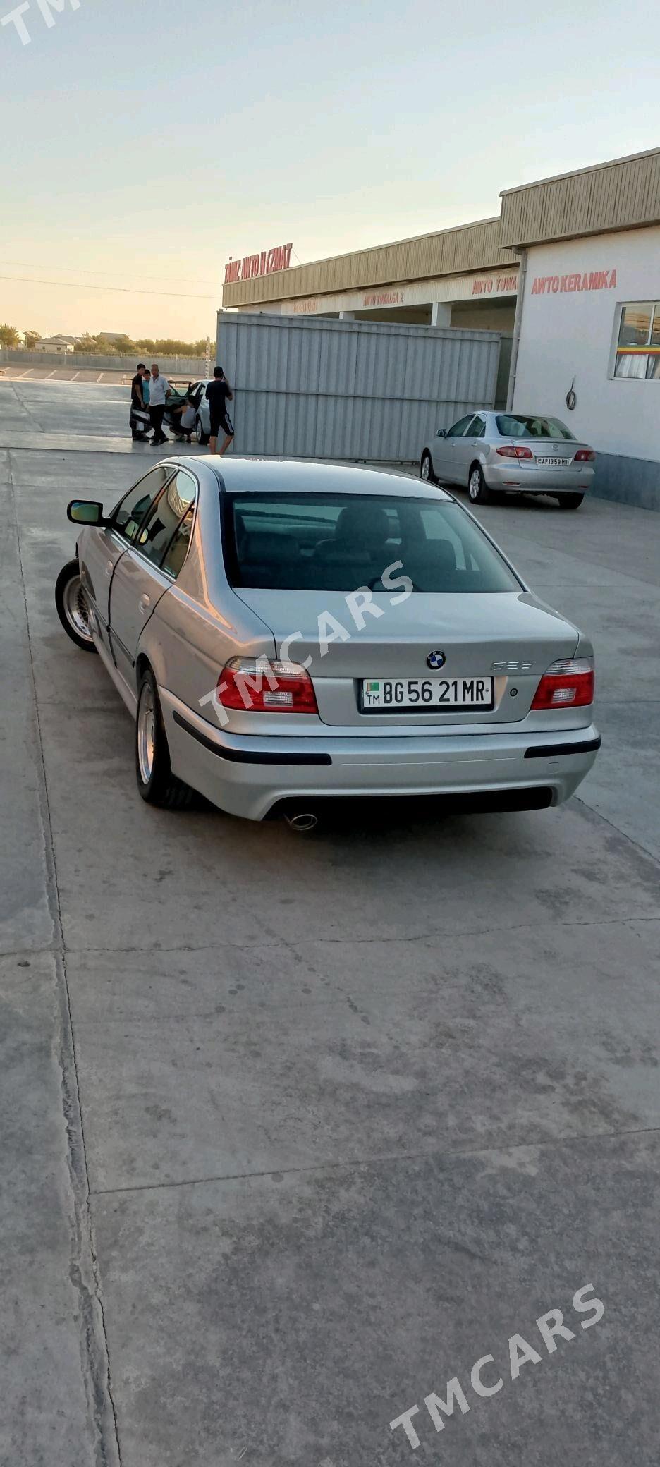 BMW E39 2000 - 95 000 TMT - Mary - img 4