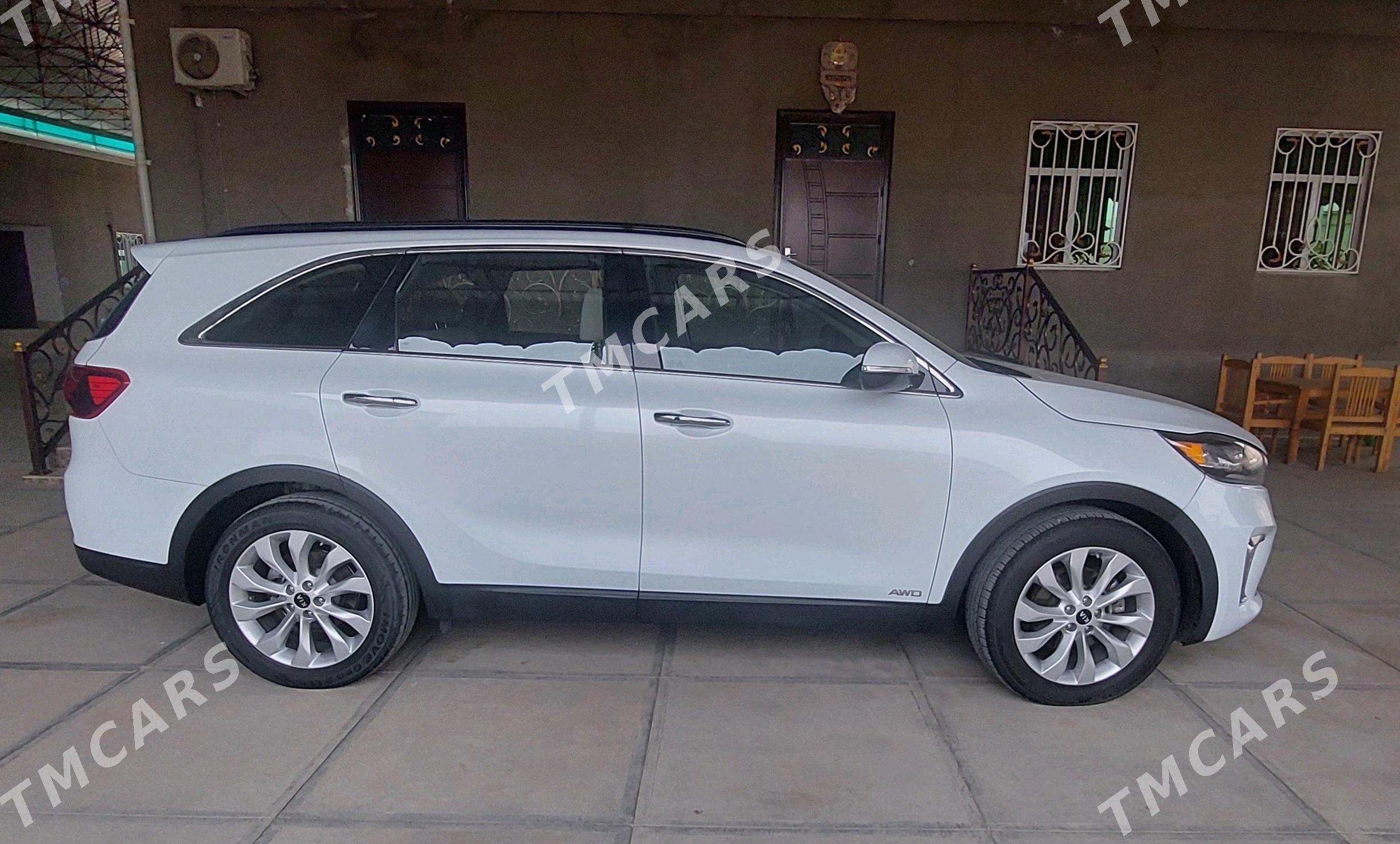 Kia Sorento 2020 - 300 000 TMT - Baýramaly - img 3