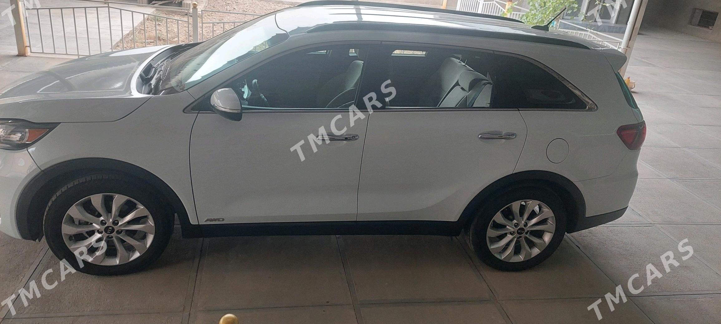 Kia Sorento 2020 - 300 000 TMT - Baýramaly - img 4