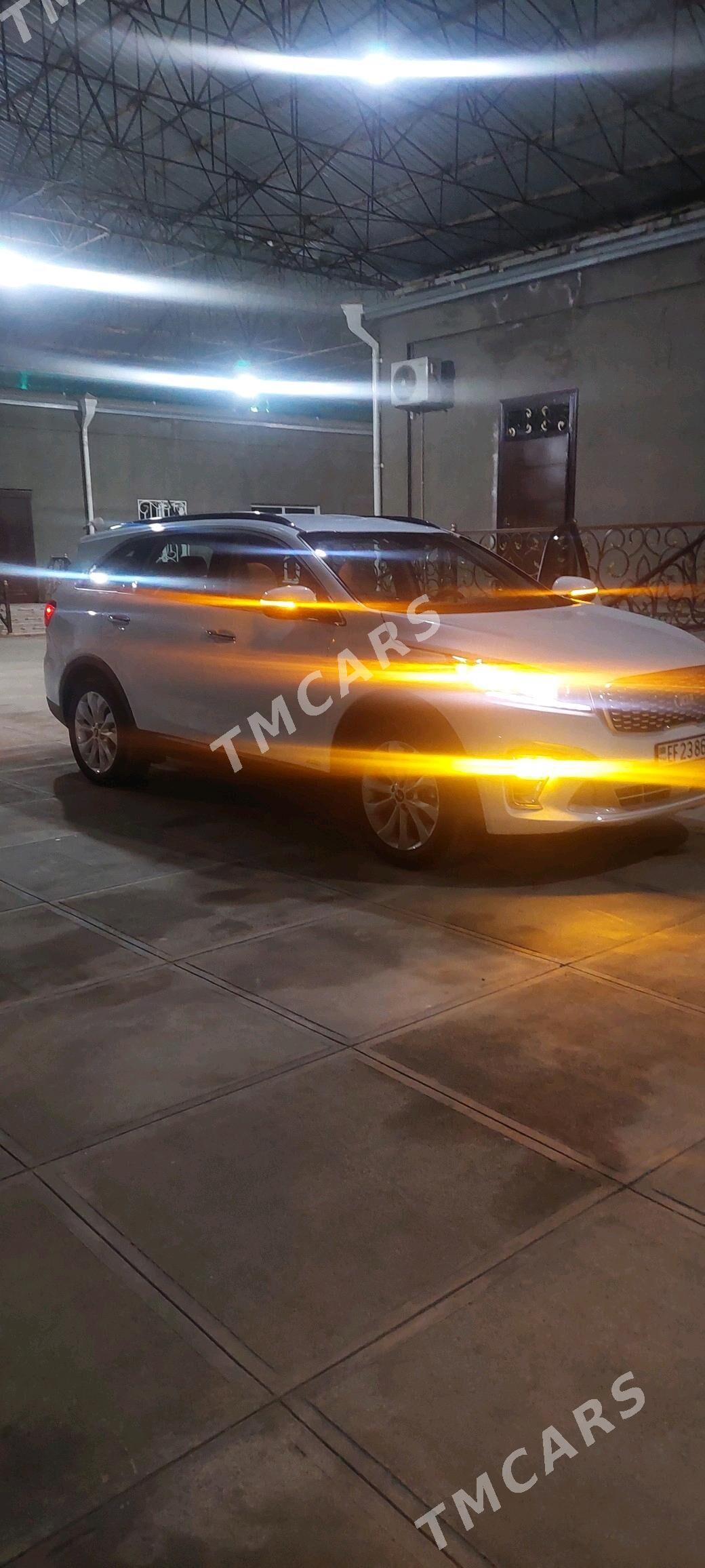 Kia Sorento 2020 - 300 000 TMT - Baýramaly - img 8