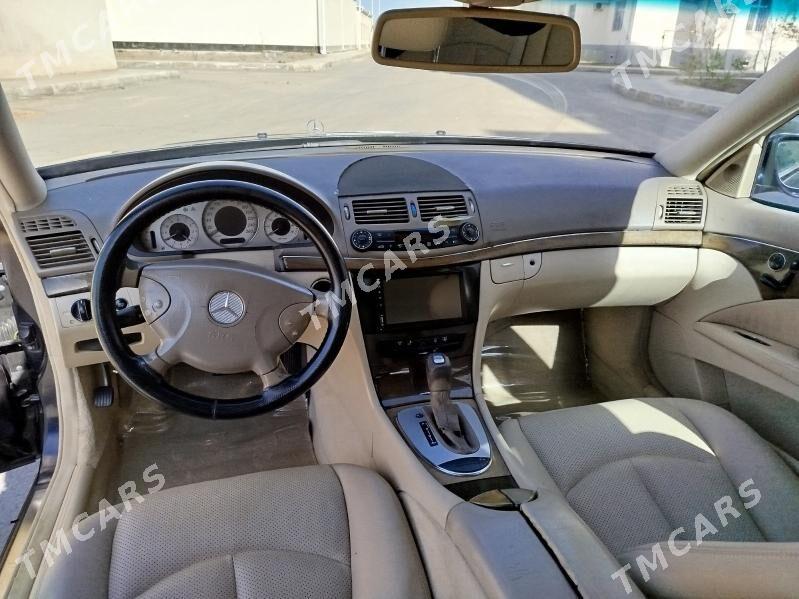 Mercedes-Benz E320 2004 - 93 000 TMT - Türkmenabat - img 4