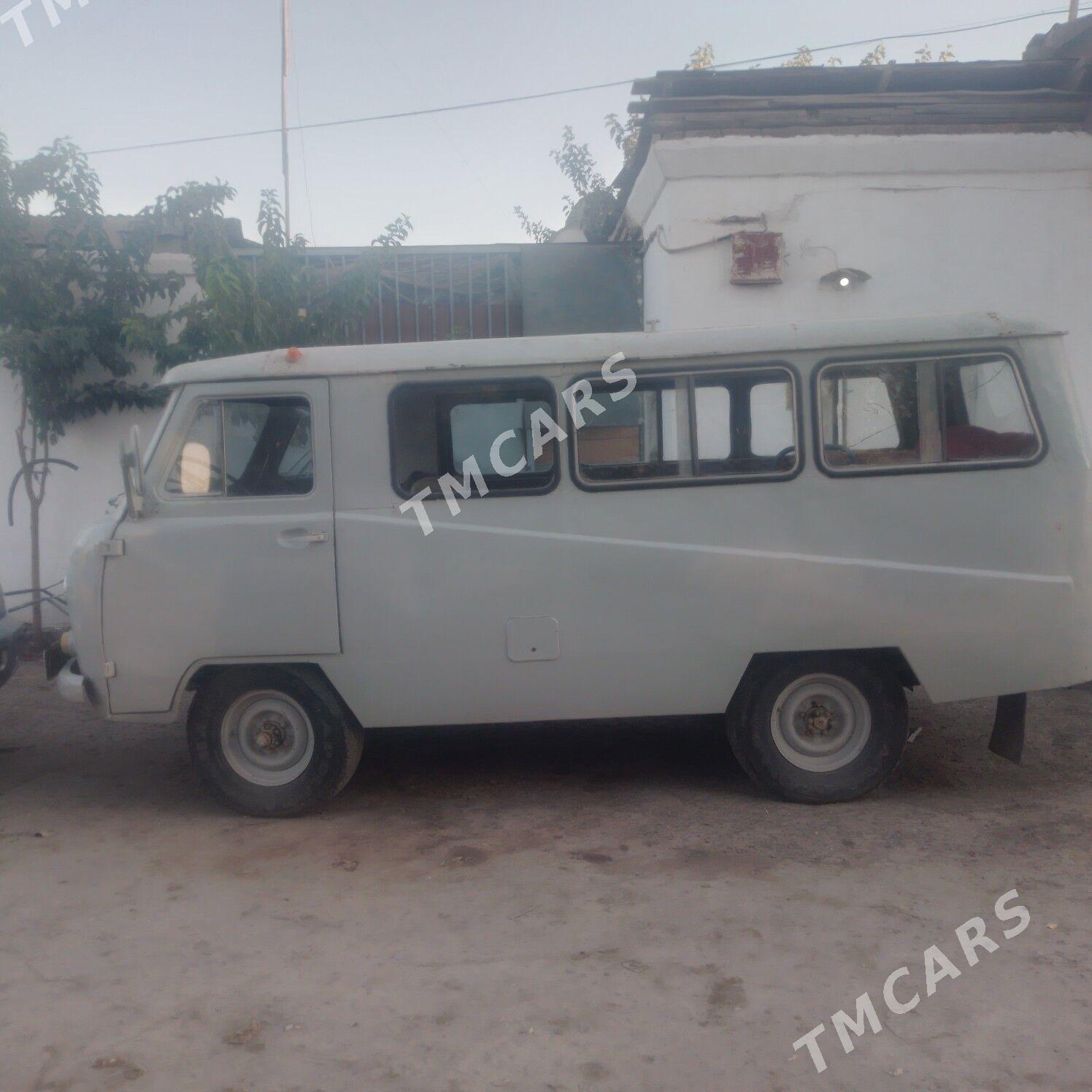 UAZ 452 1980 - 30 000 TMT - Türkmenabat - img 4