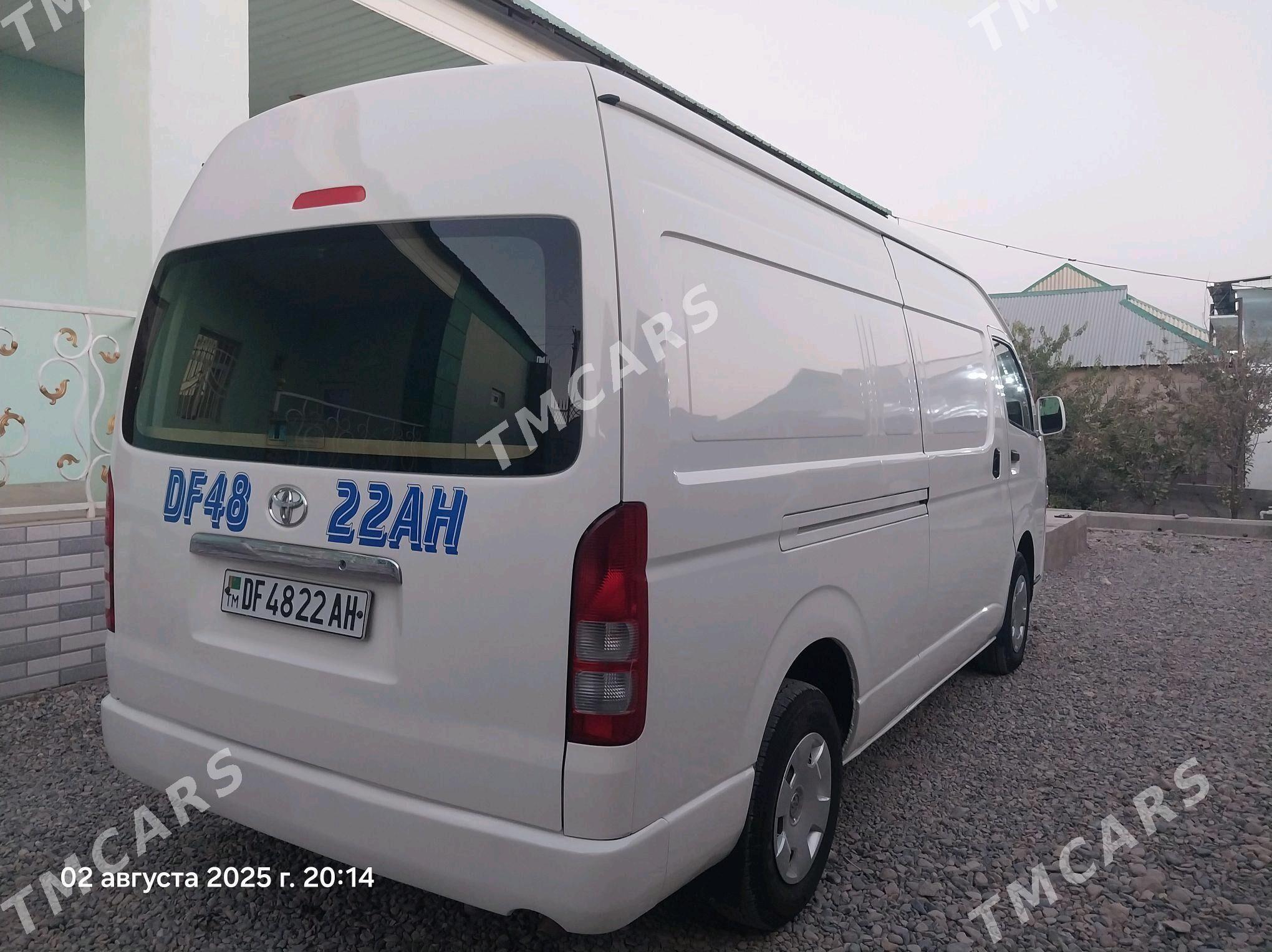 Toyota Hiace 2014 - 370 000 TMT - Tejen - img 4