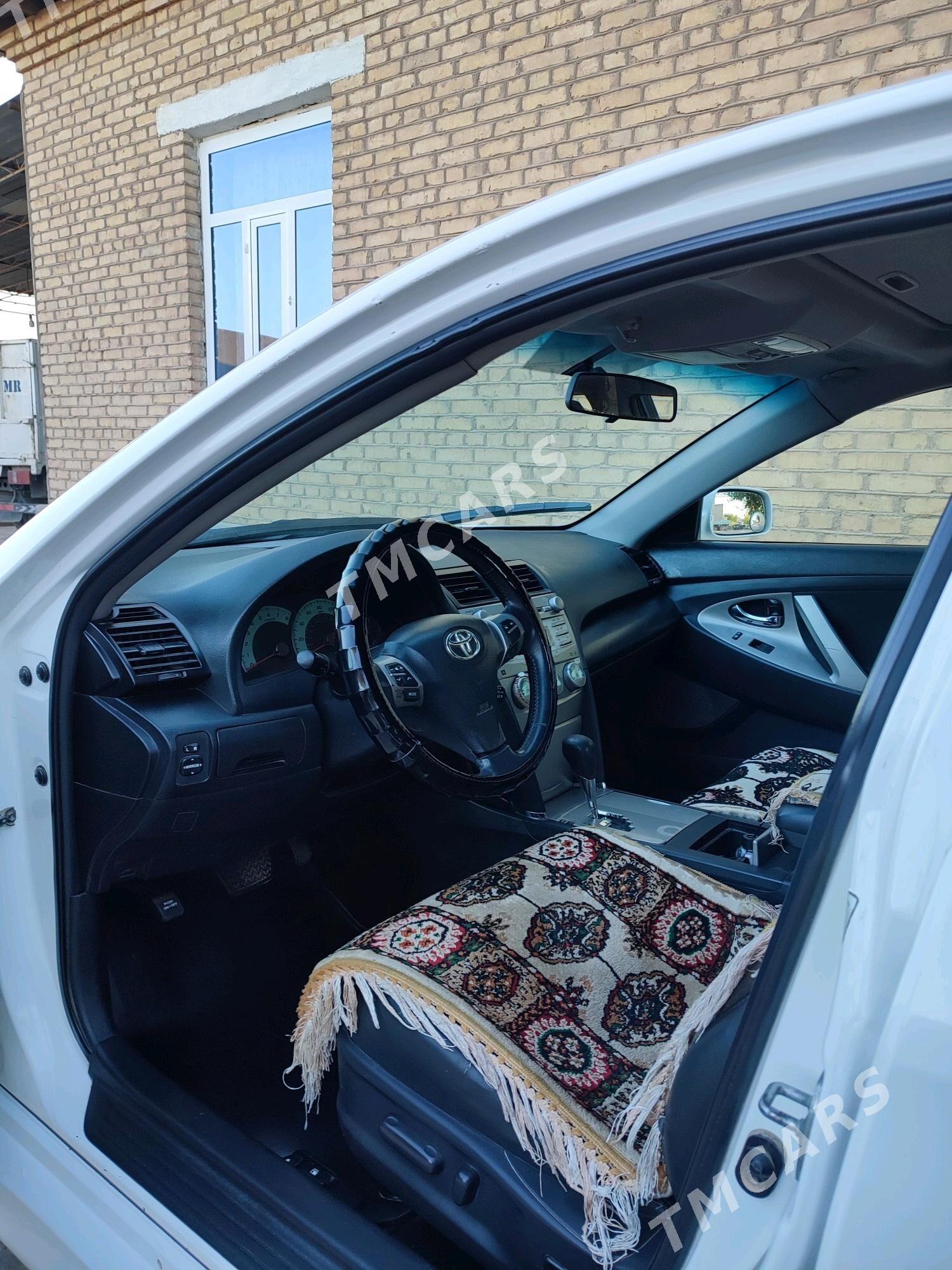 Toyota Camry 2008 - 190 000 TMT - Байрамали - img 6