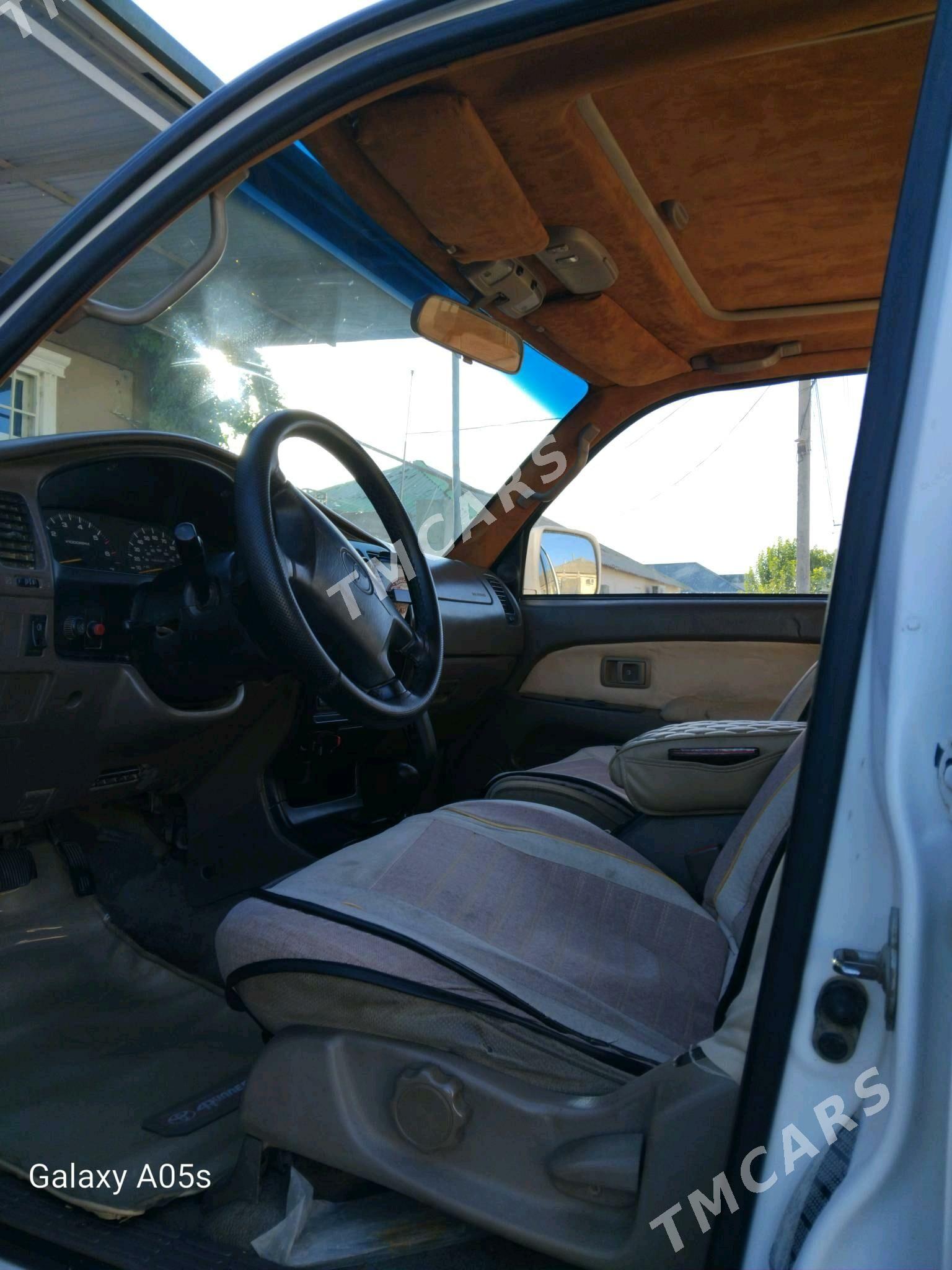 Toyota 4Runner 1998 - 110 000 TMT - Aşgabat - img 3