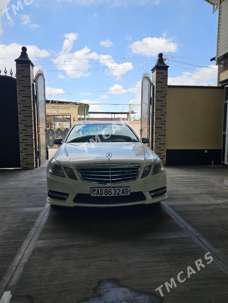 Mercedes-Benz E350 2013 - 500 000 TMT - Чоганлы - img 2