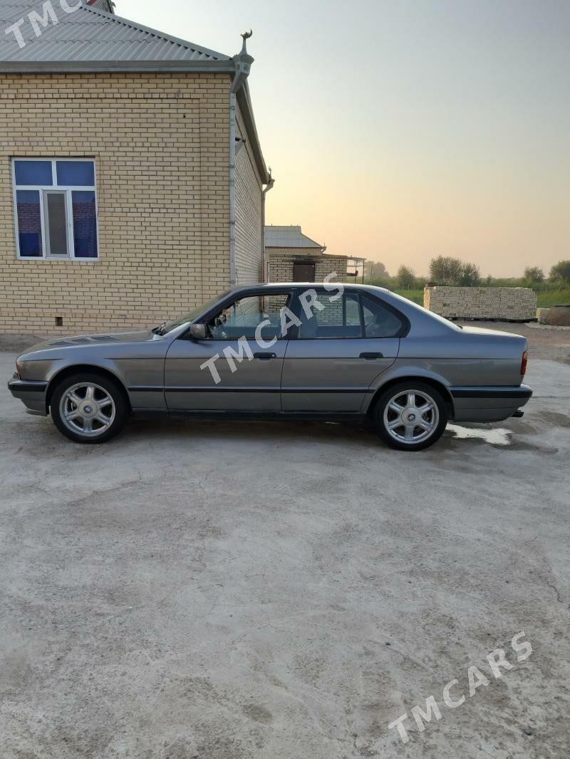 BMW 525 1990 - 60 000 TMT - Мары - img 9