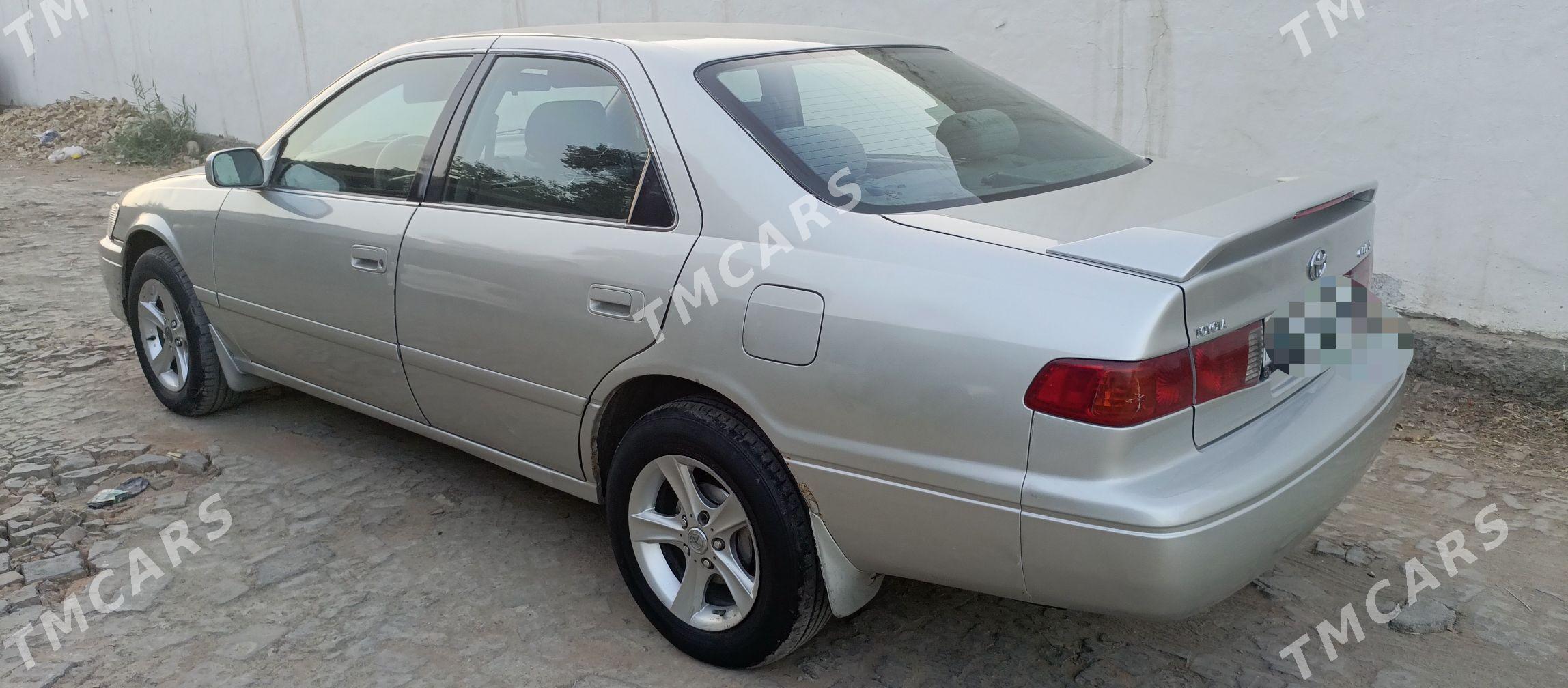 Toyota Camry 2000 - 112 000 TMT - Мары - img 2