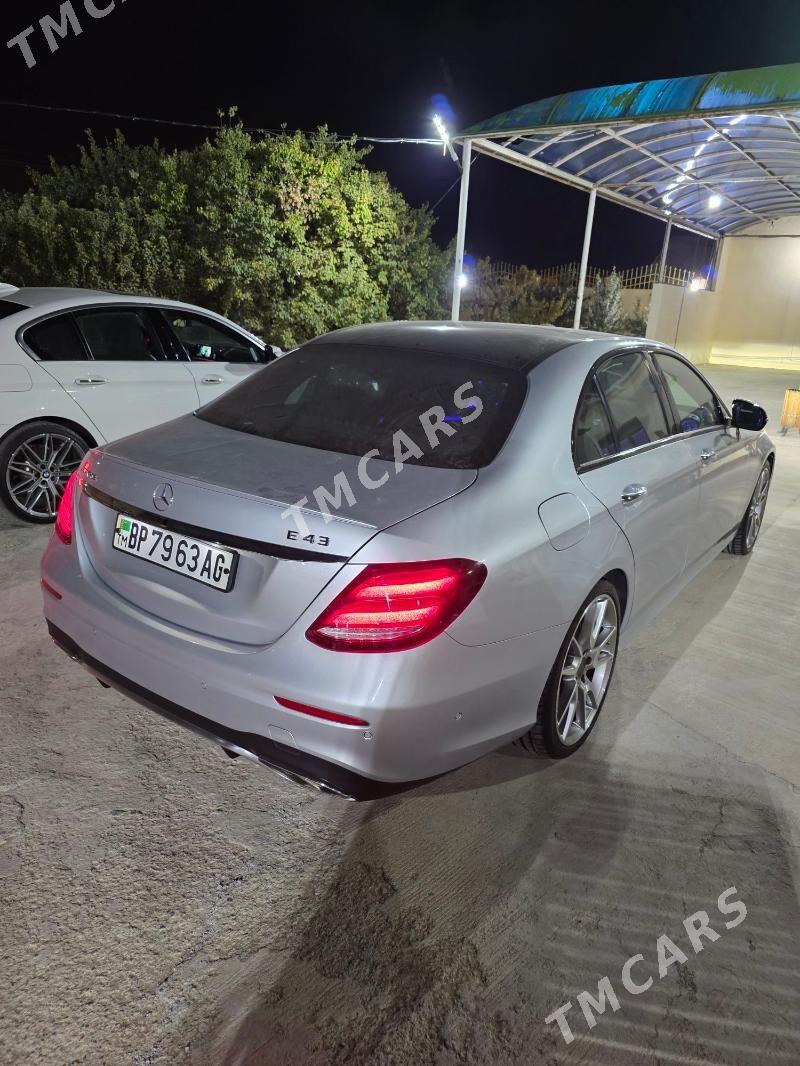 Mercedes-Benz E430 2017 - 1 600 000 TMT - Бузмеин - img 2