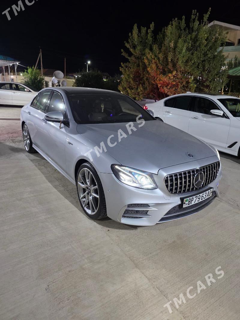 Mercedes-Benz E430 2017 - 1 600 000 TMT - Бузмеин - img 4
