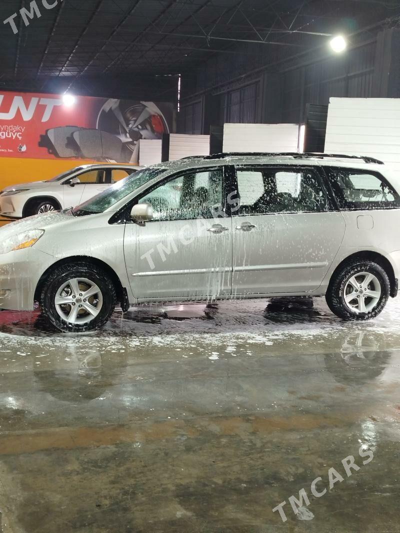 Toyota Sienna 2008 - 280 000 TMT - Мары - img 7