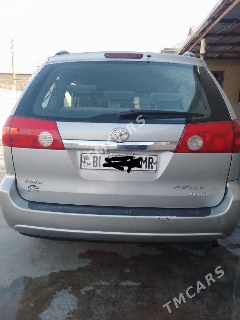 Toyota Sienna 2008 - 280 000 TMT - Мары - img 2