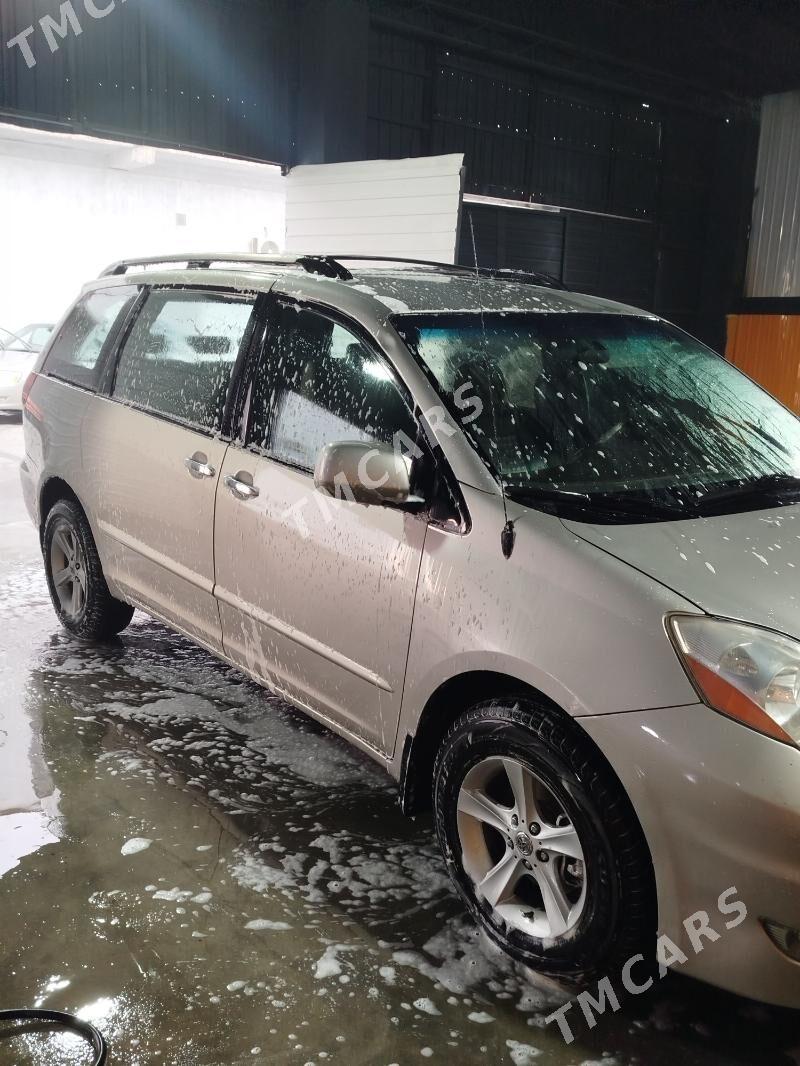 Toyota Sienna 2008 - 280 000 TMT - Мары - img 8