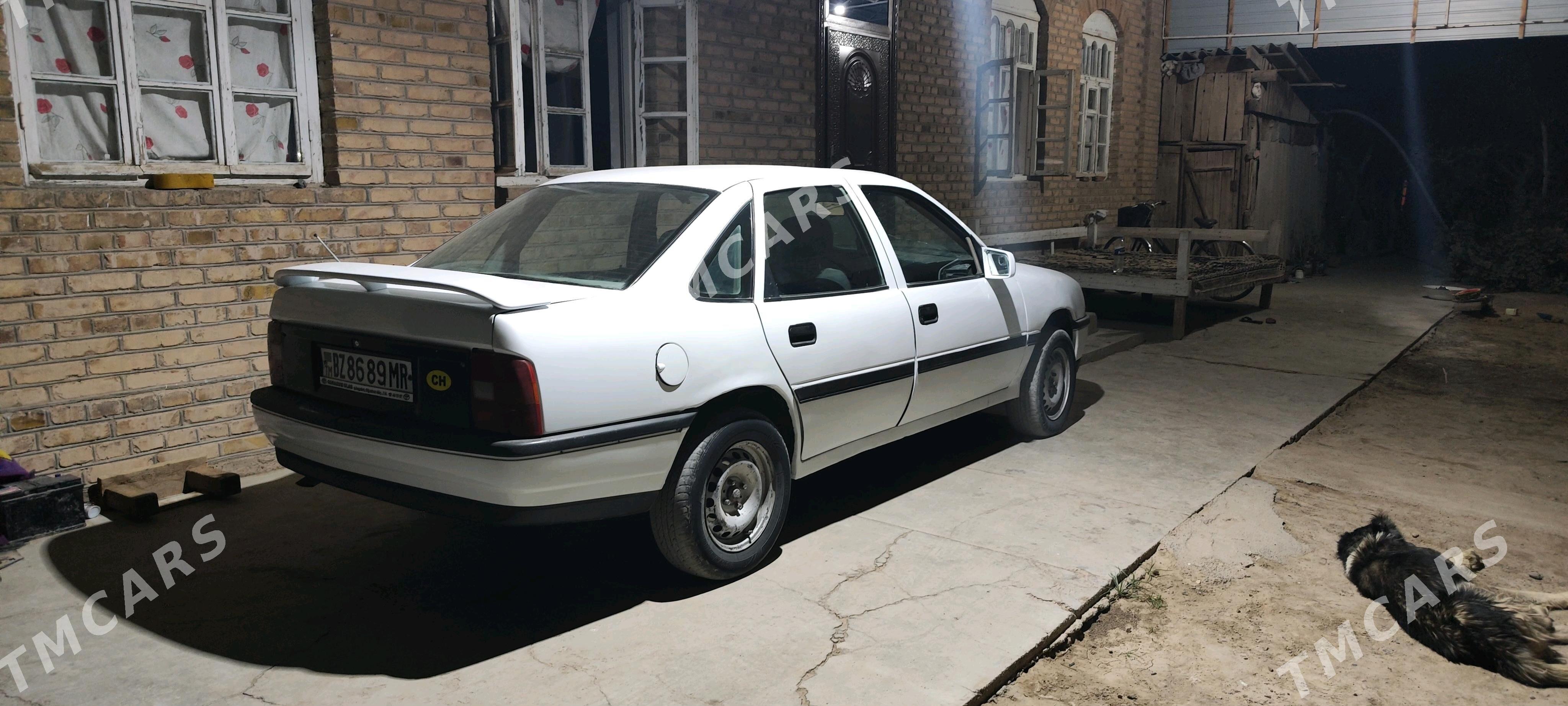 Opel Vectra 1989 - 36 000 TMT - Мургап - img 3