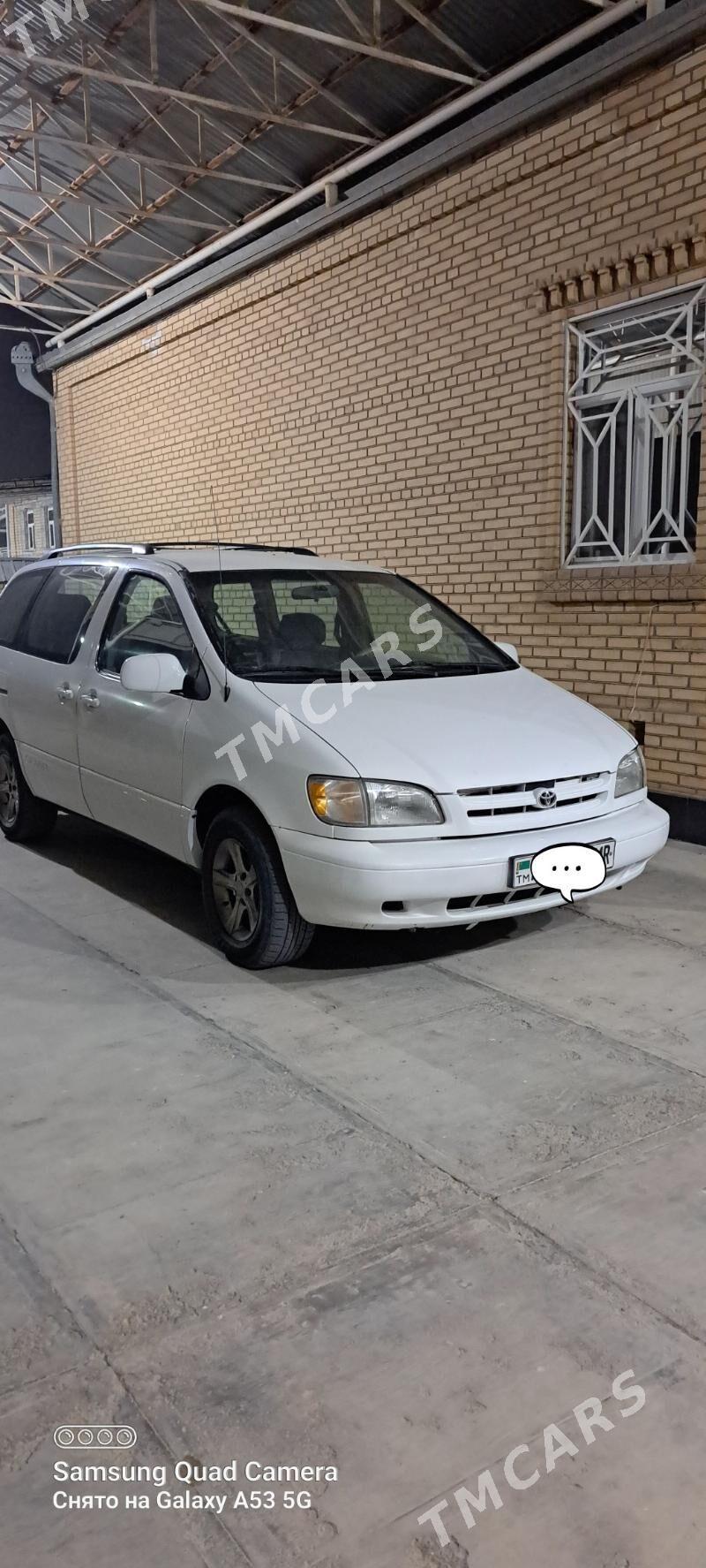 Toyota Sienna 1999 - 122 000 TMT - Мары - img 2