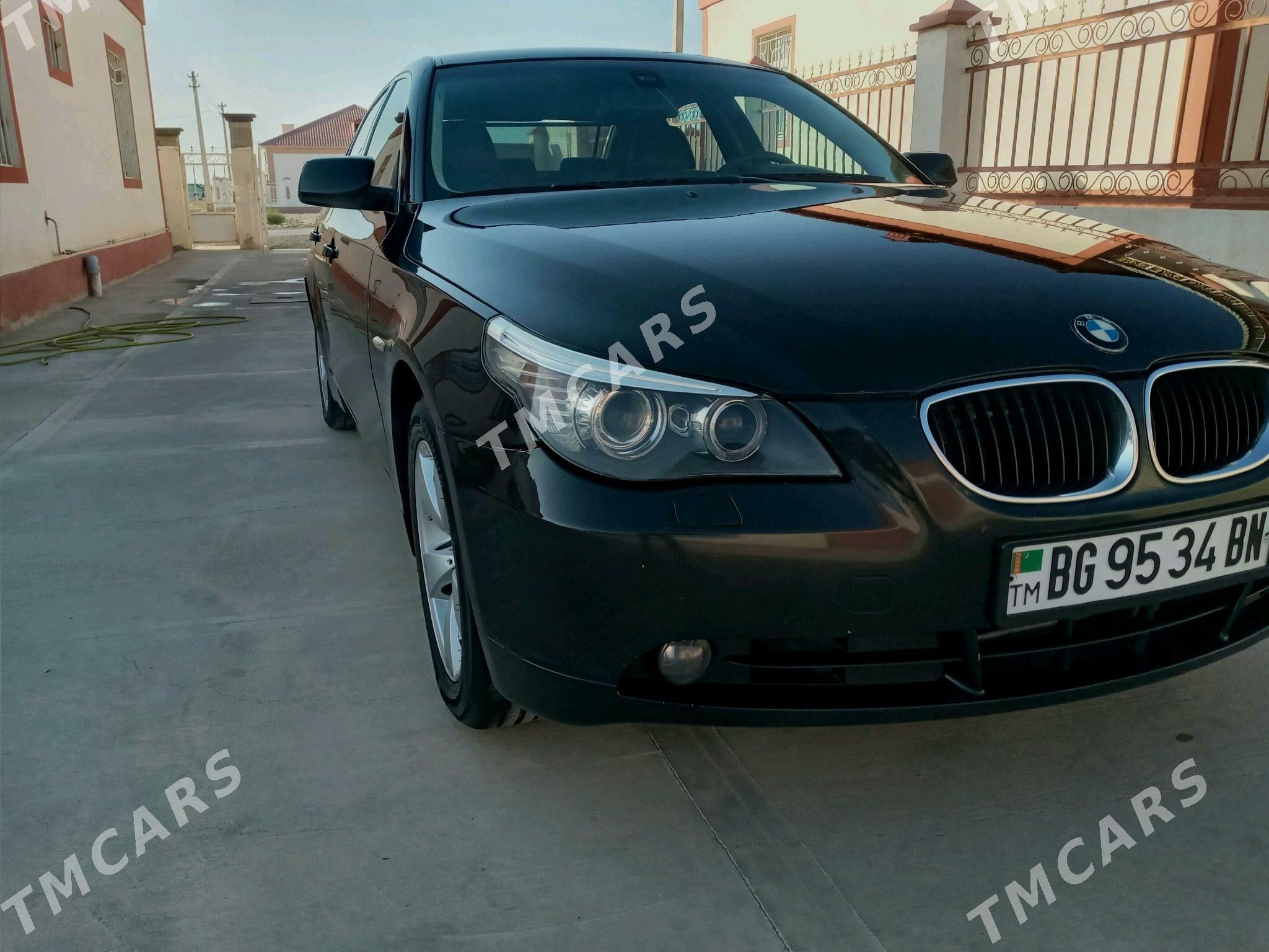 BMW E60 2004 - 160 000 TMT - Балканабат - img 3