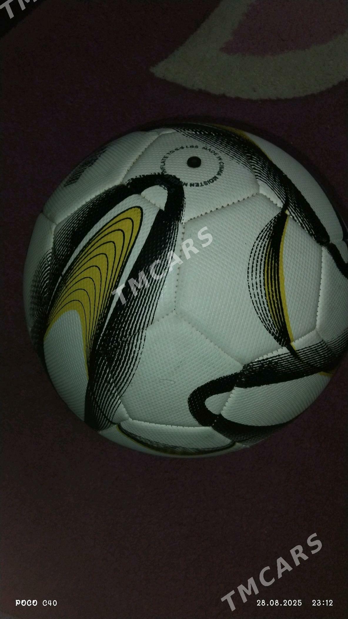 Futboll pökgi - Türkmenbaşy - img 2