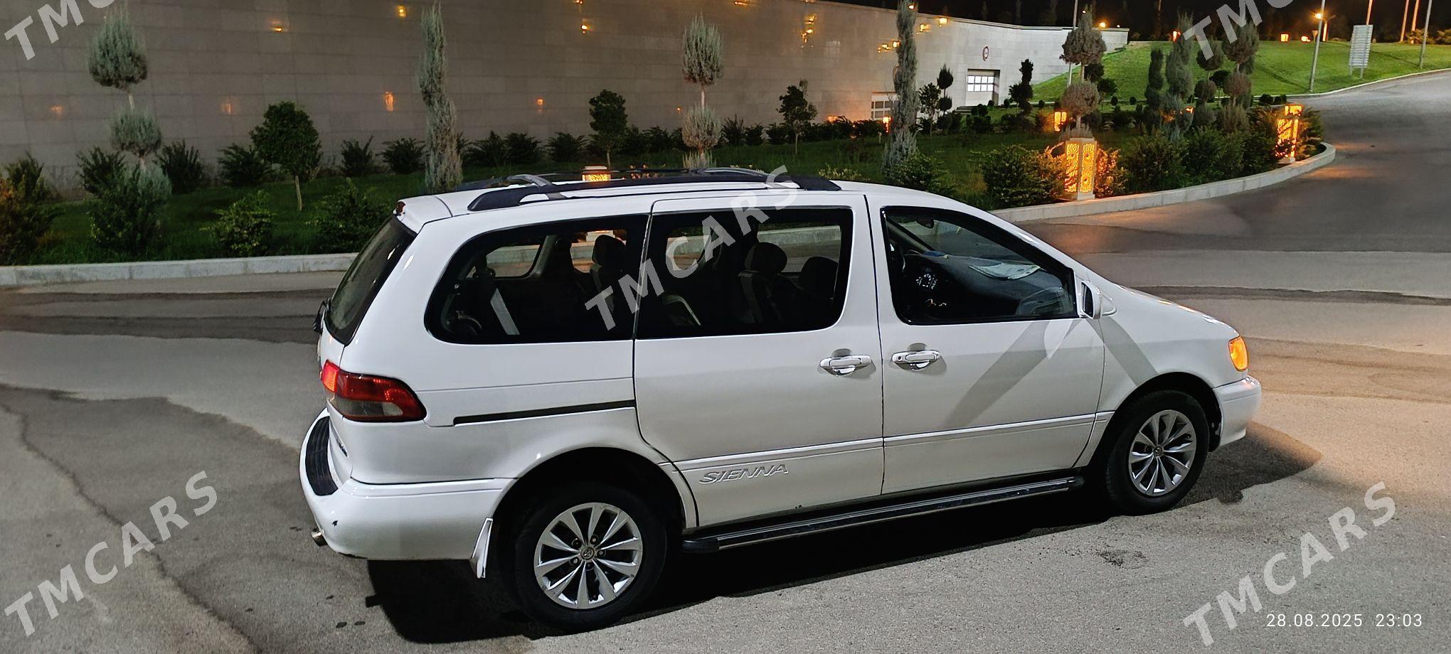 Toyota Sienna 2002 - 145 000 TMT - Aşgabat - img 2