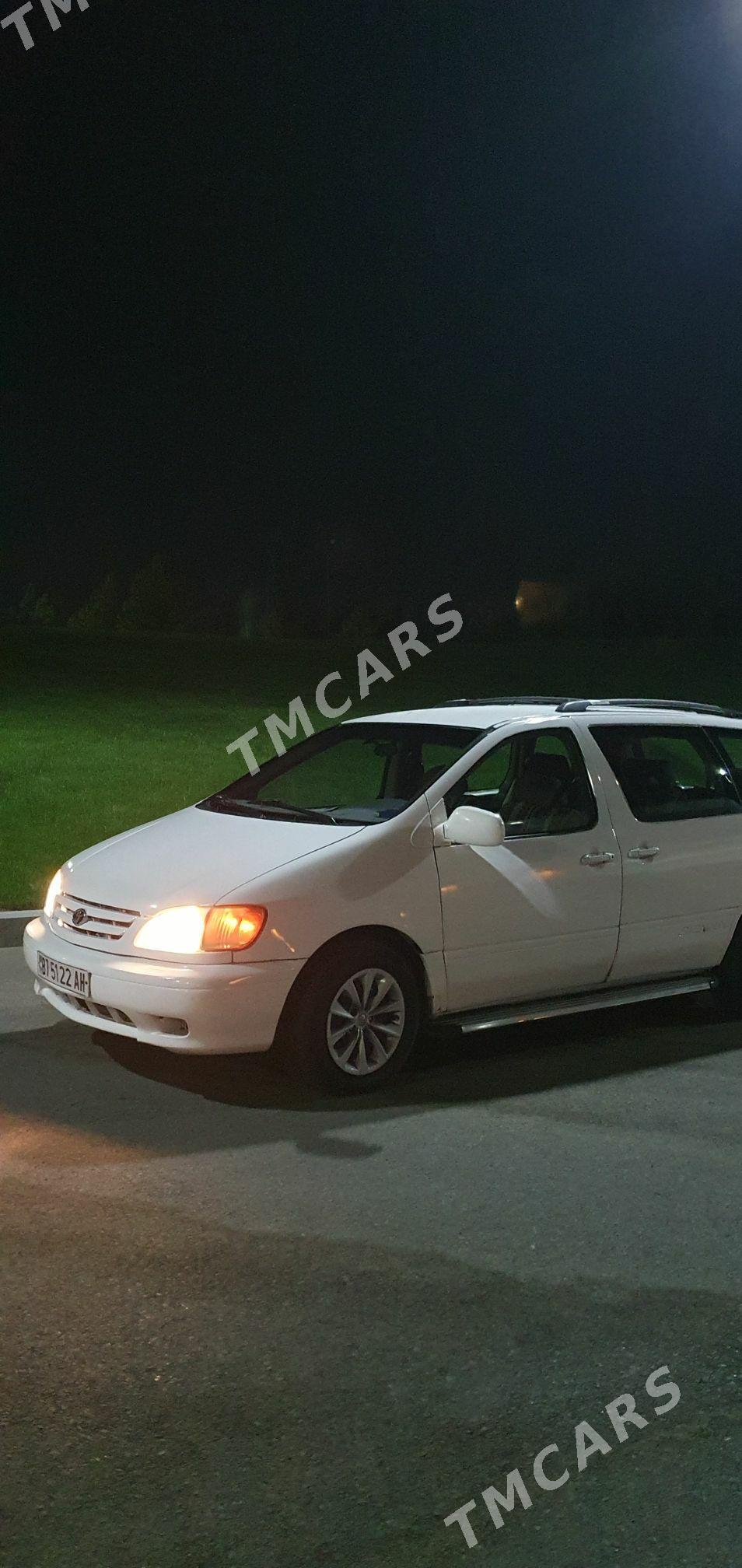 Toyota Sienna 2002 - 145 000 TMT - Aşgabat - img 5