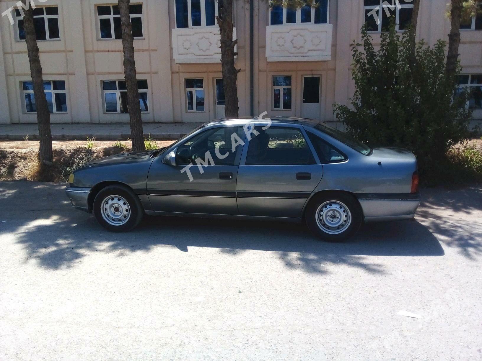 Opel Vectra 1994 - 20 000 TMT - Saýat - img 3