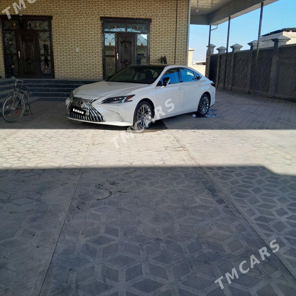 Lexus ES 350 2020 - 700 000 TMT - Мары - img 2
