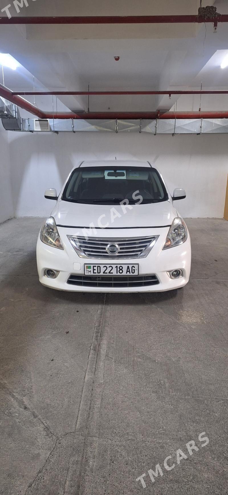 Nissan Versa 2014 - 122 000 TMT - Ашхабад - img 4