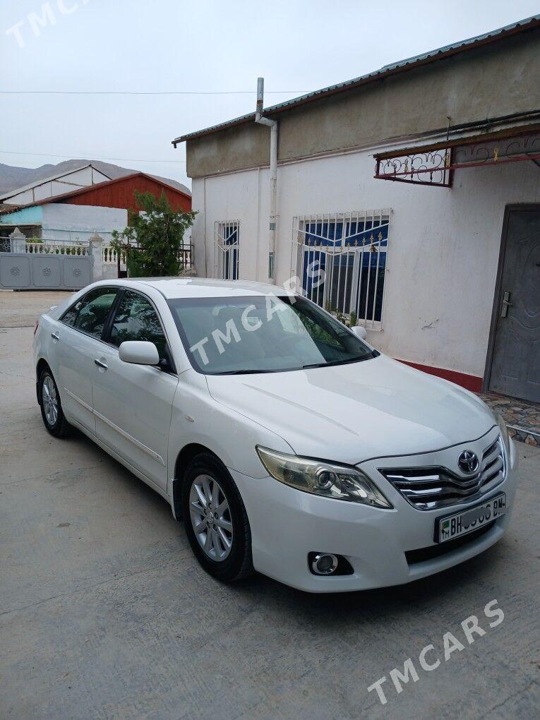 Toyota Camry 2011 - 160 000 TMT - Балканабат - img 4
