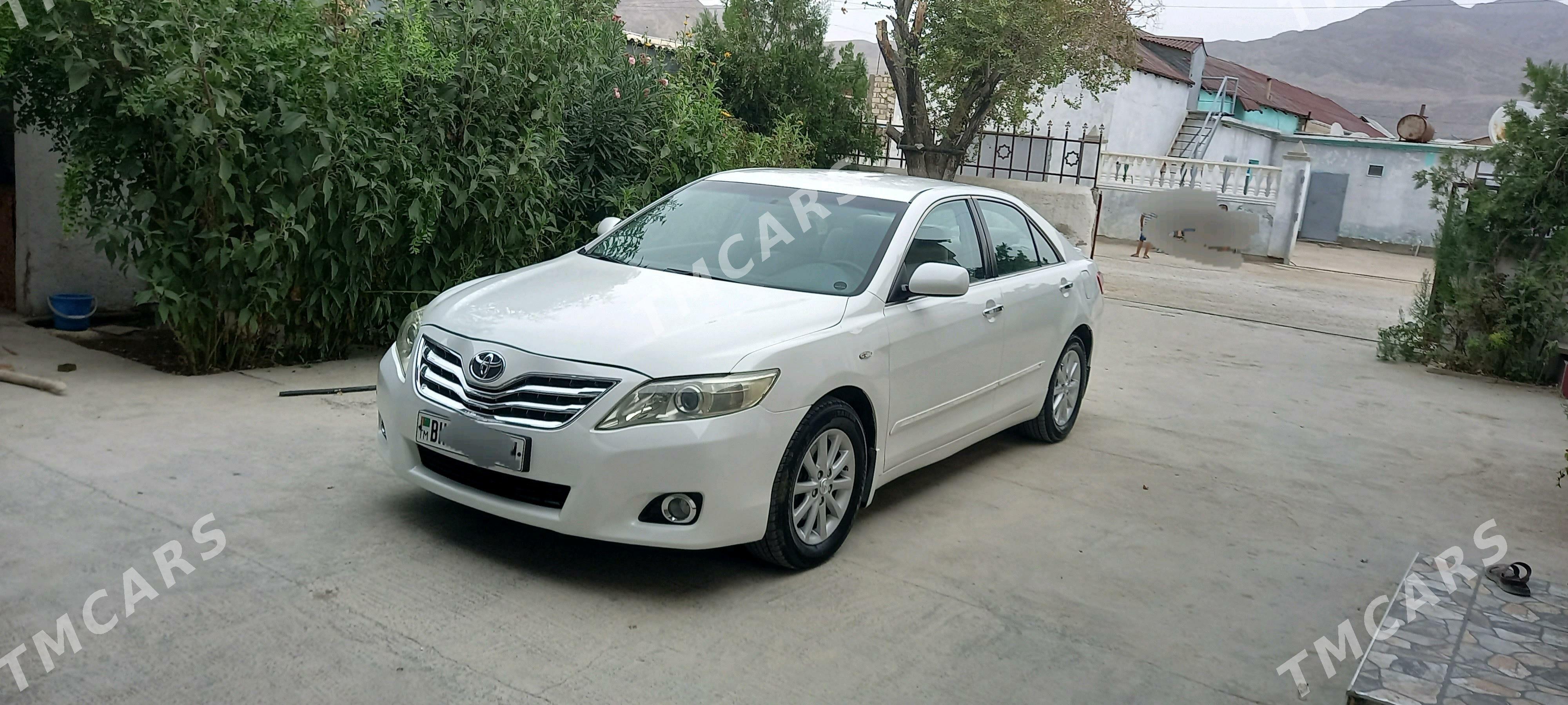 Toyota Camry 2011 - 160 000 TMT - Балканабат - img 6