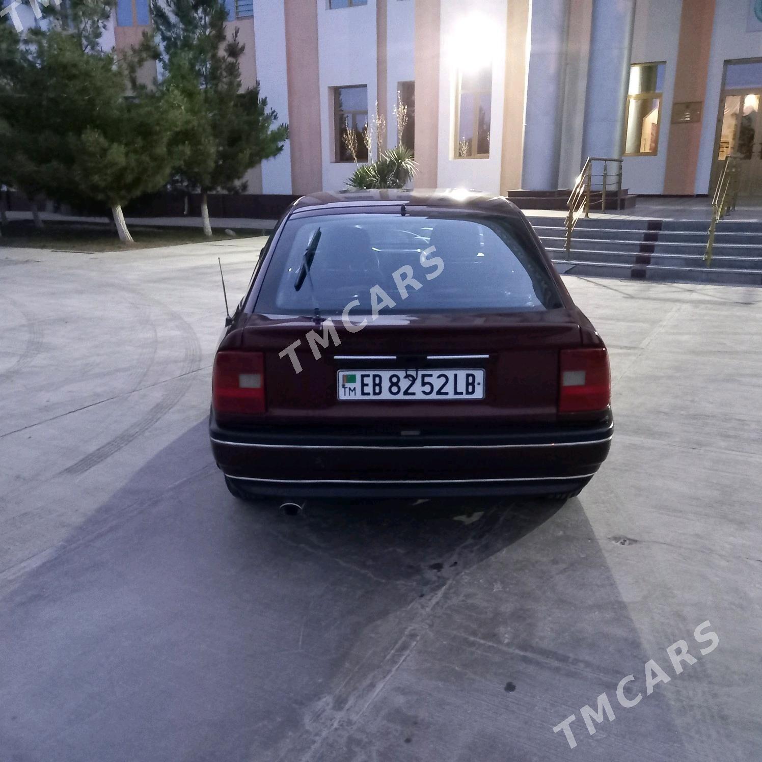 Opel Vectra 1993 - 26 000 TMT - Dänew - img 4