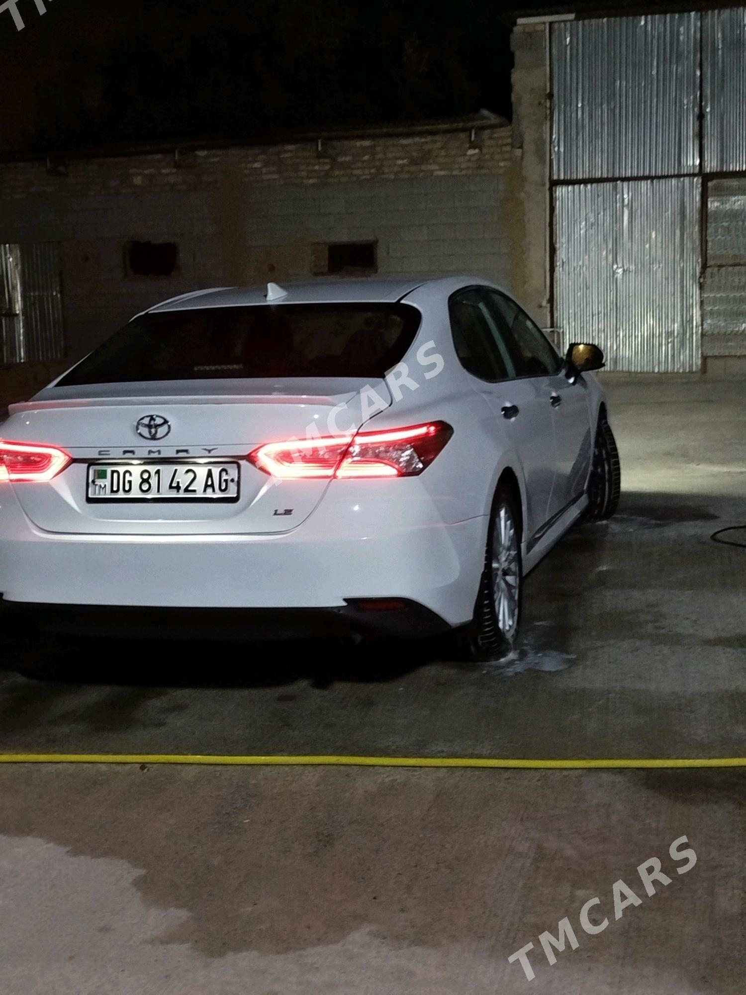 Toyota Camry 2019 - 320 000 TMT - Aşgabat - img 3
