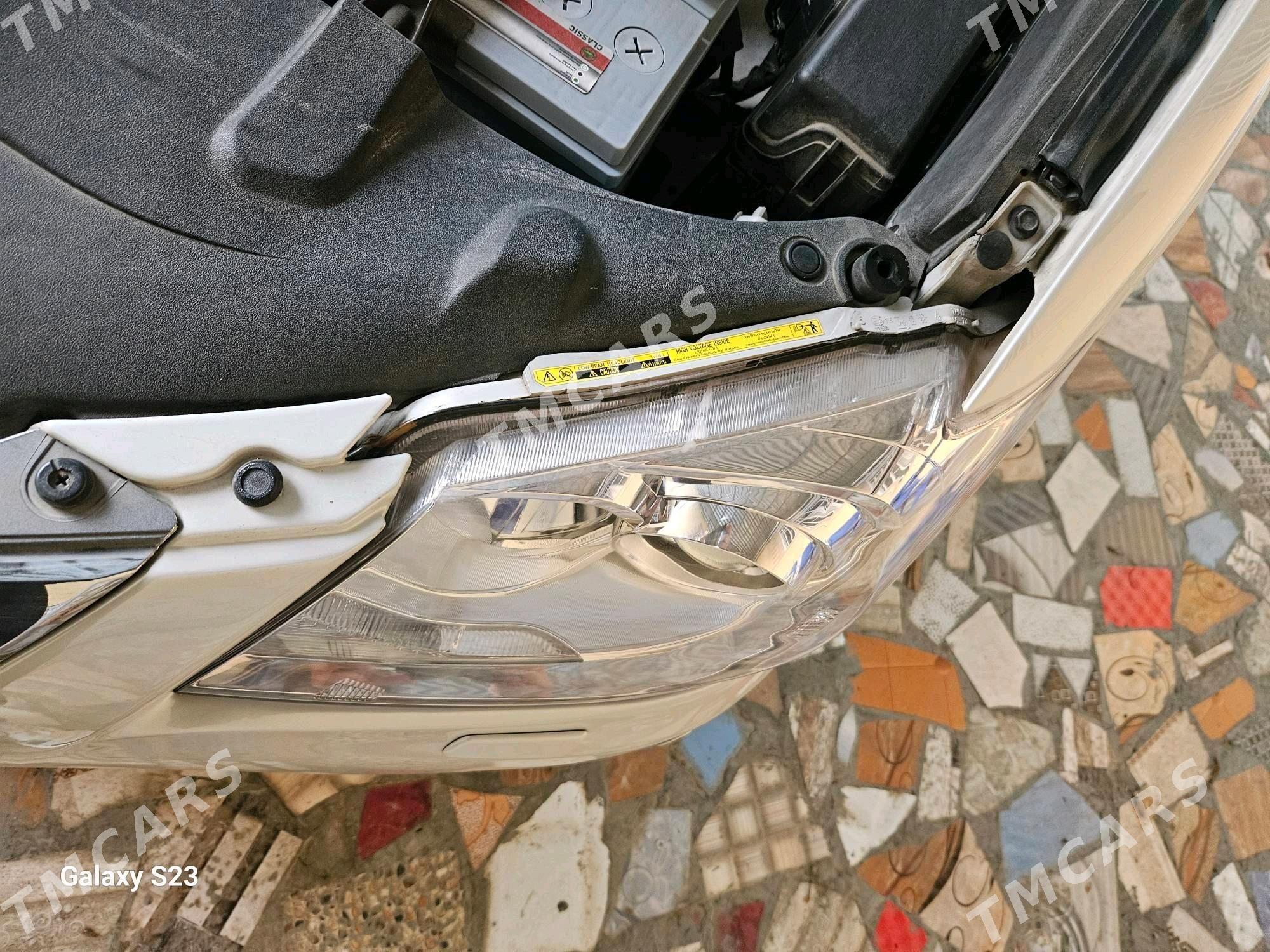 Toyota Aurion 2011 - 280 000 TMT - Türkmenbaşy - img 4