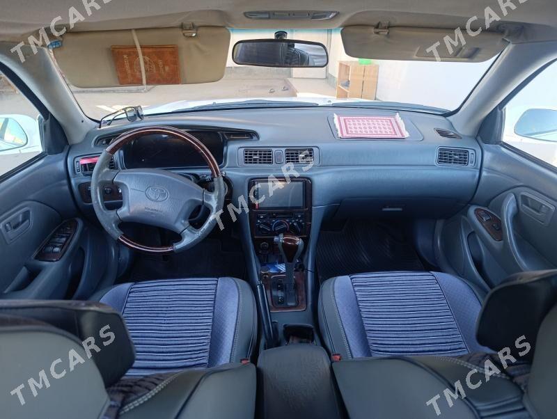 Toyota Camry 1997 - 130 000 TMT - Теджен - img 3