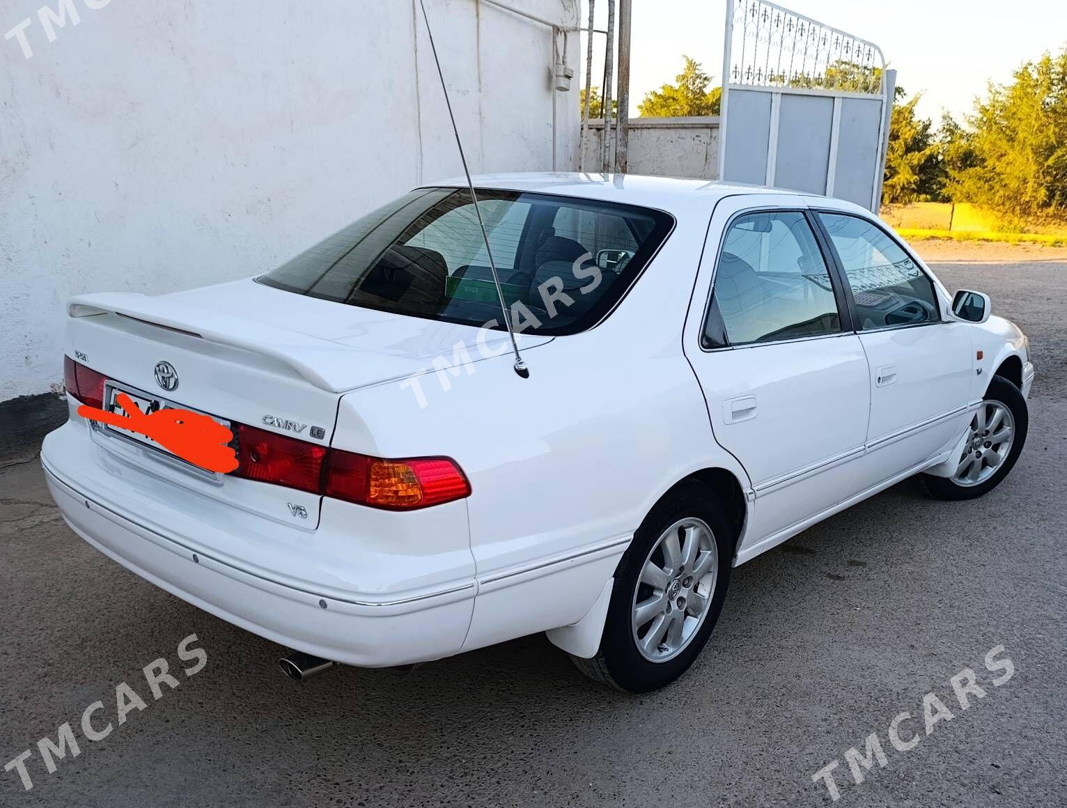 Toyota Camry 1997 - 130 000 TMT - Теджен - img 5