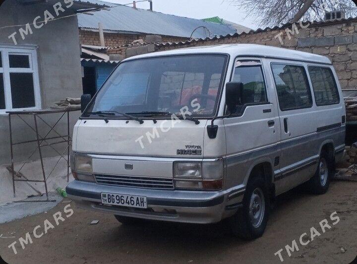 Toyota Hiace 1989 - 45 000 TMT - Änew - img 4