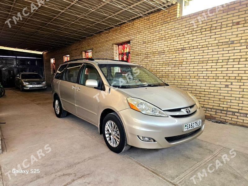 Toyota Sienna 2006 - 250 000 TMT - Ходжамбаз - img 8