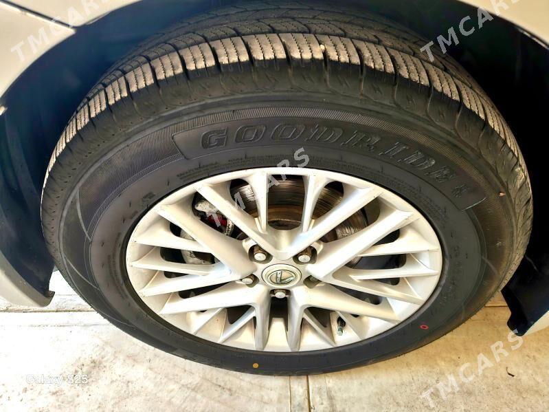 Toyota Sienna 2006 - 250 000 TMT - Ходжамбаз - img 6