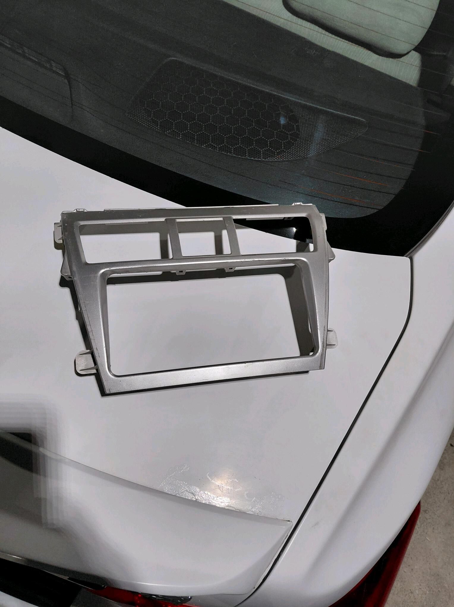 ramka Yaris 2008 sedan 300 TMT - Ашхабад - img 2
