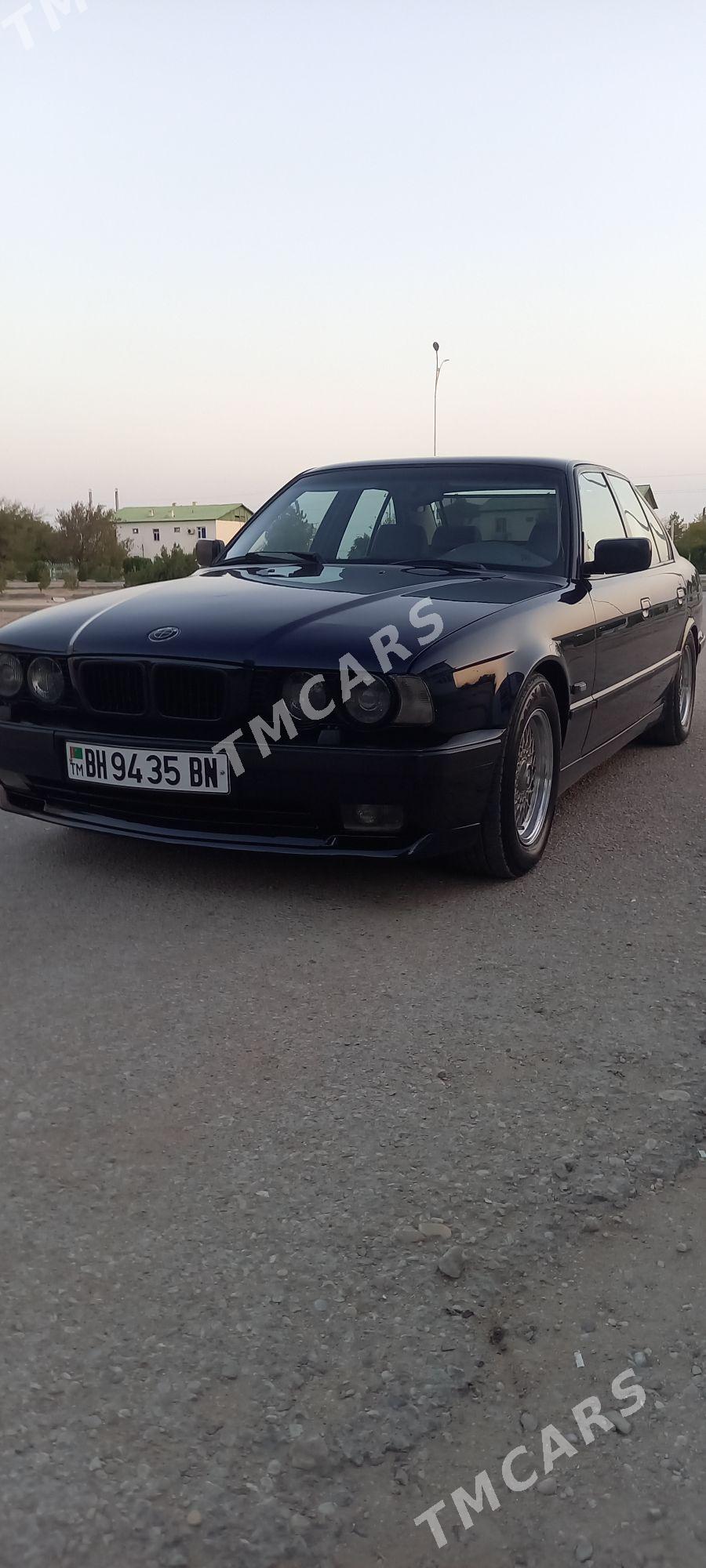 BMW E34 1998 - 115 000 TMT - Balkanabat - img 2