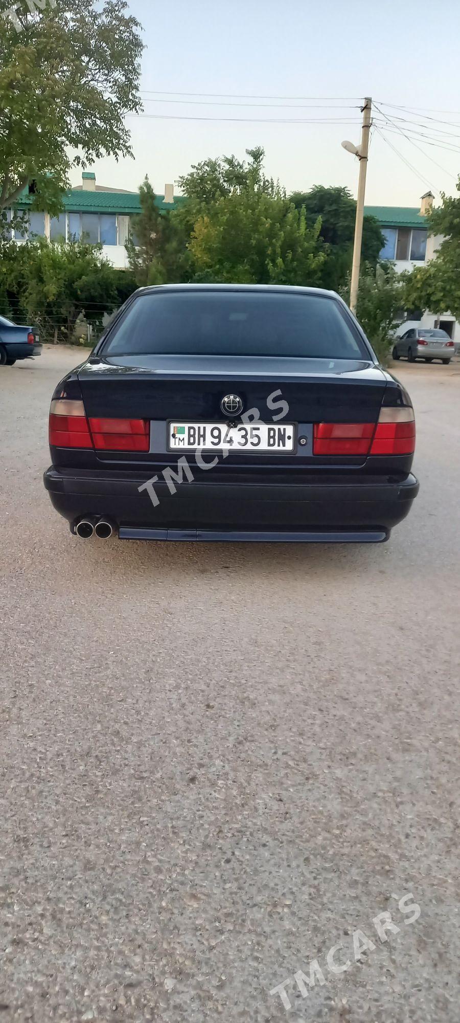 BMW E34 1998 - 115 000 TMT - Balkanabat - img 4
