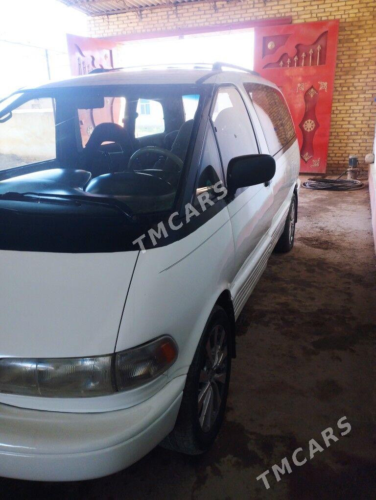 Toyota Previa 1993 - 70 000 TMT - Халач - img 3