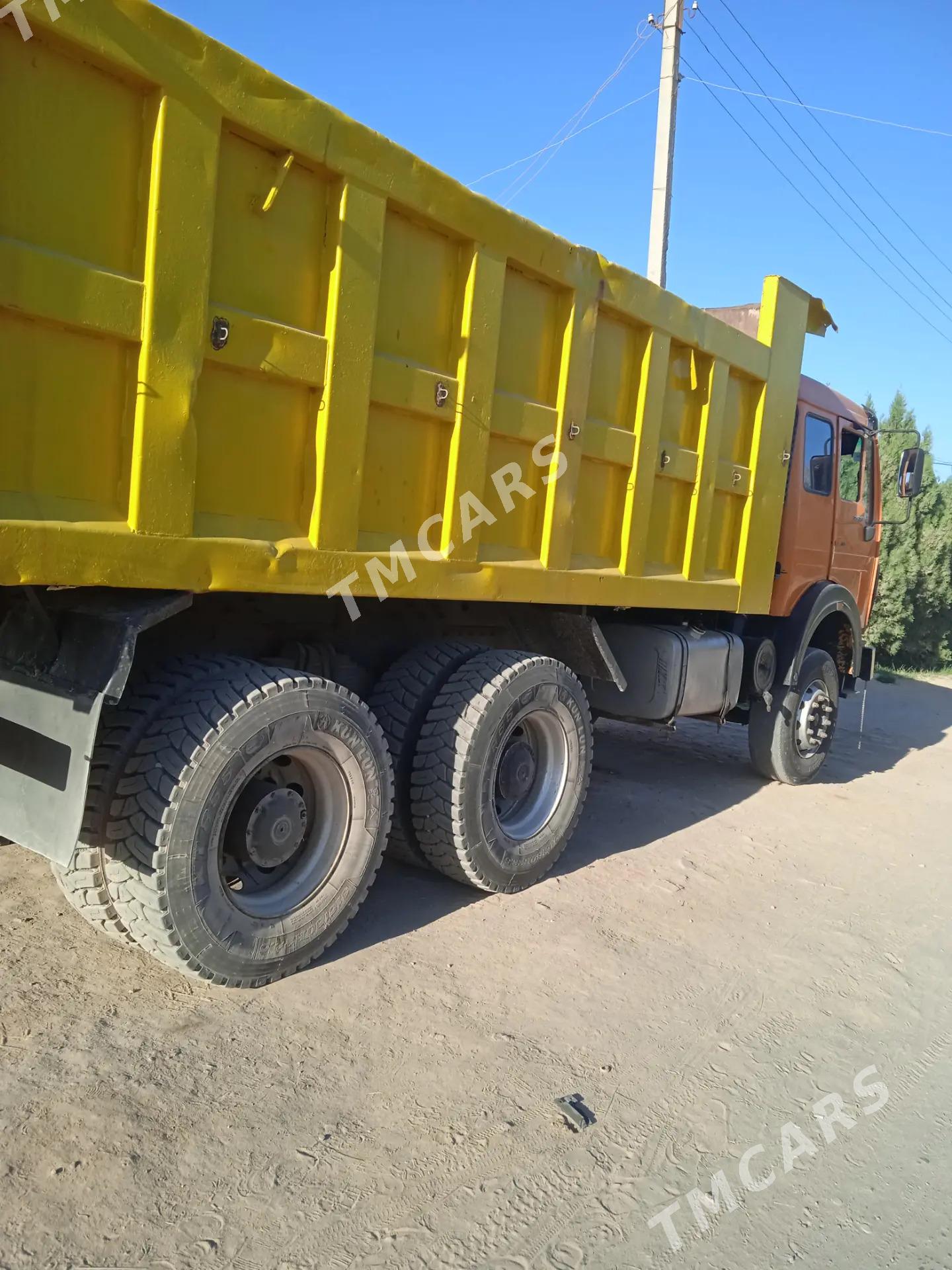 Mercedes-Benz ACTROS 3331 2010 - 500 000 TMT - Saýat - img 2