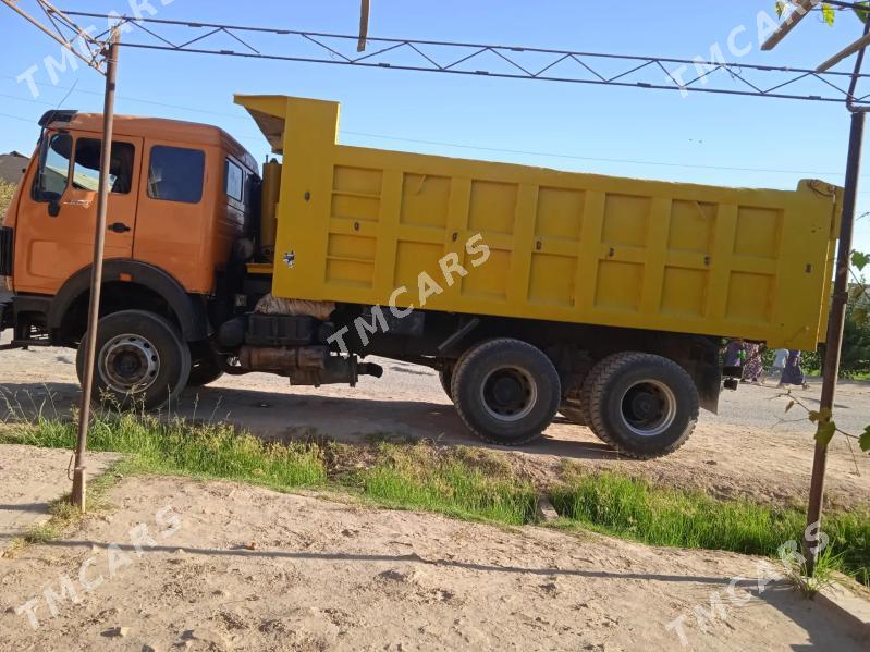 Mercedes-Benz ACTROS 3331 2010 - 500 000 TMT - Saýat - img 3